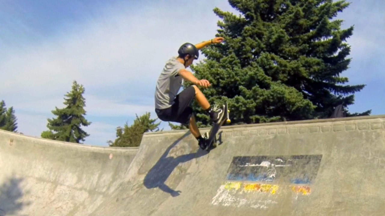 Frontside Kickturn on a Skateboard
